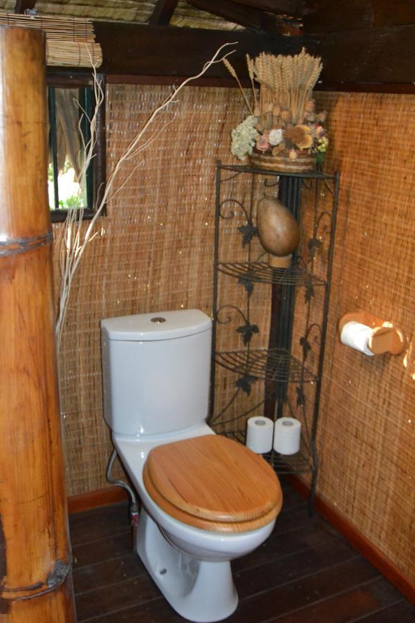 La Maison D'Artiste Du Bord De Mer Pa'ea Esterno foto