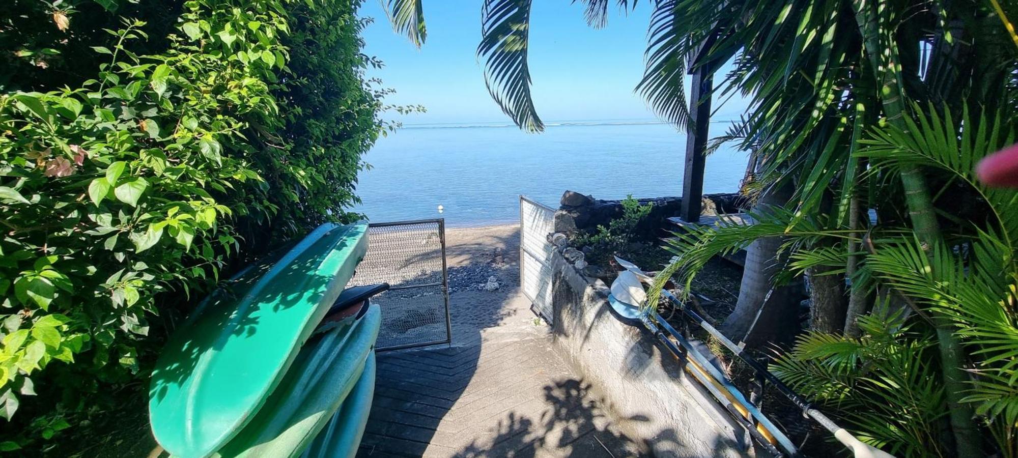 La Maison D'Artiste Du Bord De Mer Pa'ea Esterno foto